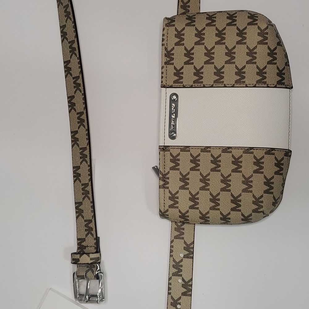 Michael Kors Women's Belt Bag, Brown/White, L / XL.